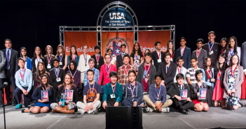 Governor Abbott Awards 2015 Governor’s Science And Technology Champions Academy Scholarships