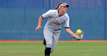 Lady Roadrunners Eliminated in Loss to Tyler