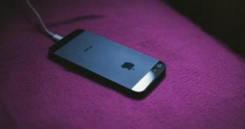 Your Phone’s Power Use Can Give Hackers an Opening