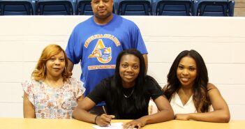 AC’s Nealey Signs with Prairie View A&M University
