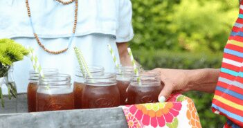 Cool Summer Entertaining Tips to Keep Guests Happy
