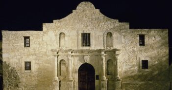 Chairman White Urges SBOE to Maintain the Heroism of the Alamo Defenders in School Curricula