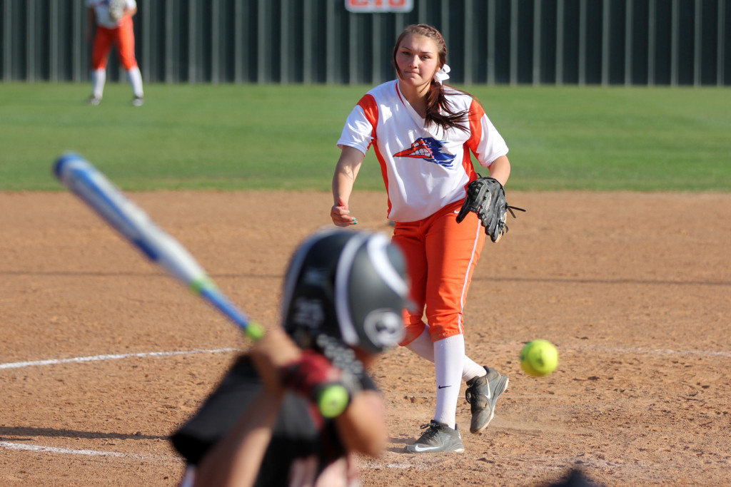 Angelina College pitcher Whitney Howerton delivers to the plate during Wednesday’s doubleheader against Navarro College. The No. 10 Lady Roadrunners took a 6-4 win in the late game after dropping the opener by a 7-1 score. (AC Press photo)